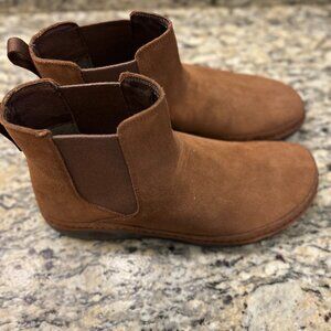 Chaco Brown/Tan Leather Slip On Outside Boots Size 9